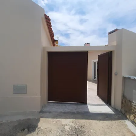 Zeca Holidays -atalaia Fall Mezanine Ideal Trabalhar 펜션