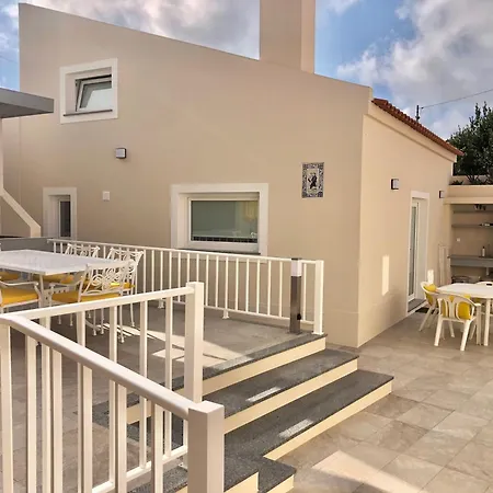 Сasa de vacaciones Zeca Holidays -atalaia Fall Mezanine Ideal Trabalhar