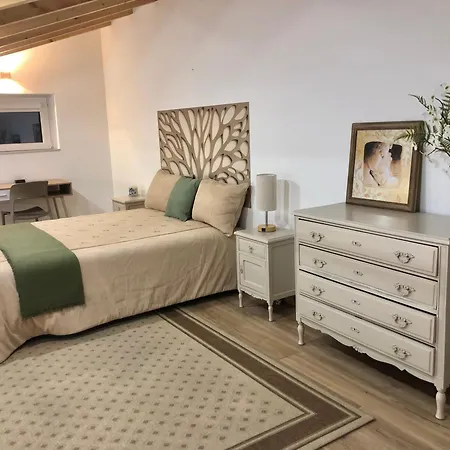 Zeca Holidays -atalaia Fall Mezanine Com Ar Cond بيت للعطل