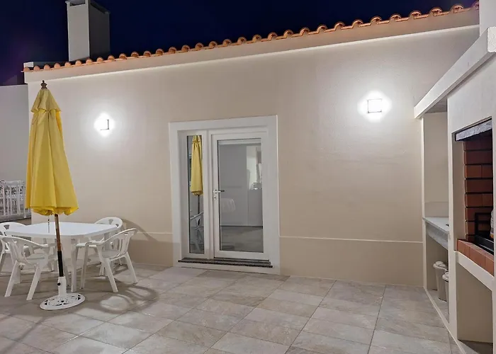 Zeca Holidays -atalaia Fall Mezanine Ideal Trabalhar Casa de Férias